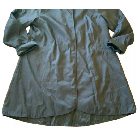 Hunter Green Long Raincoat With Concealed Button Closure & Pockets - Picture 2 of 9